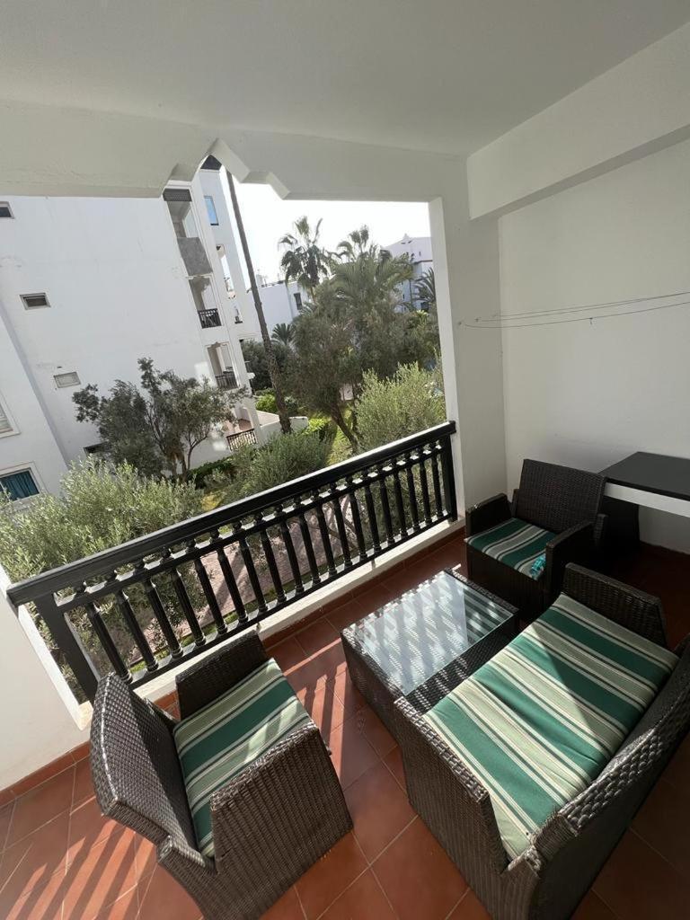 Luxe Marina Apartment